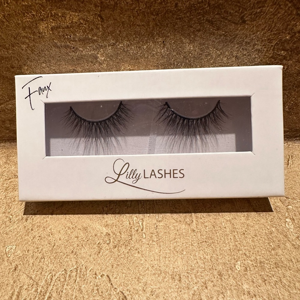 Lily lashes